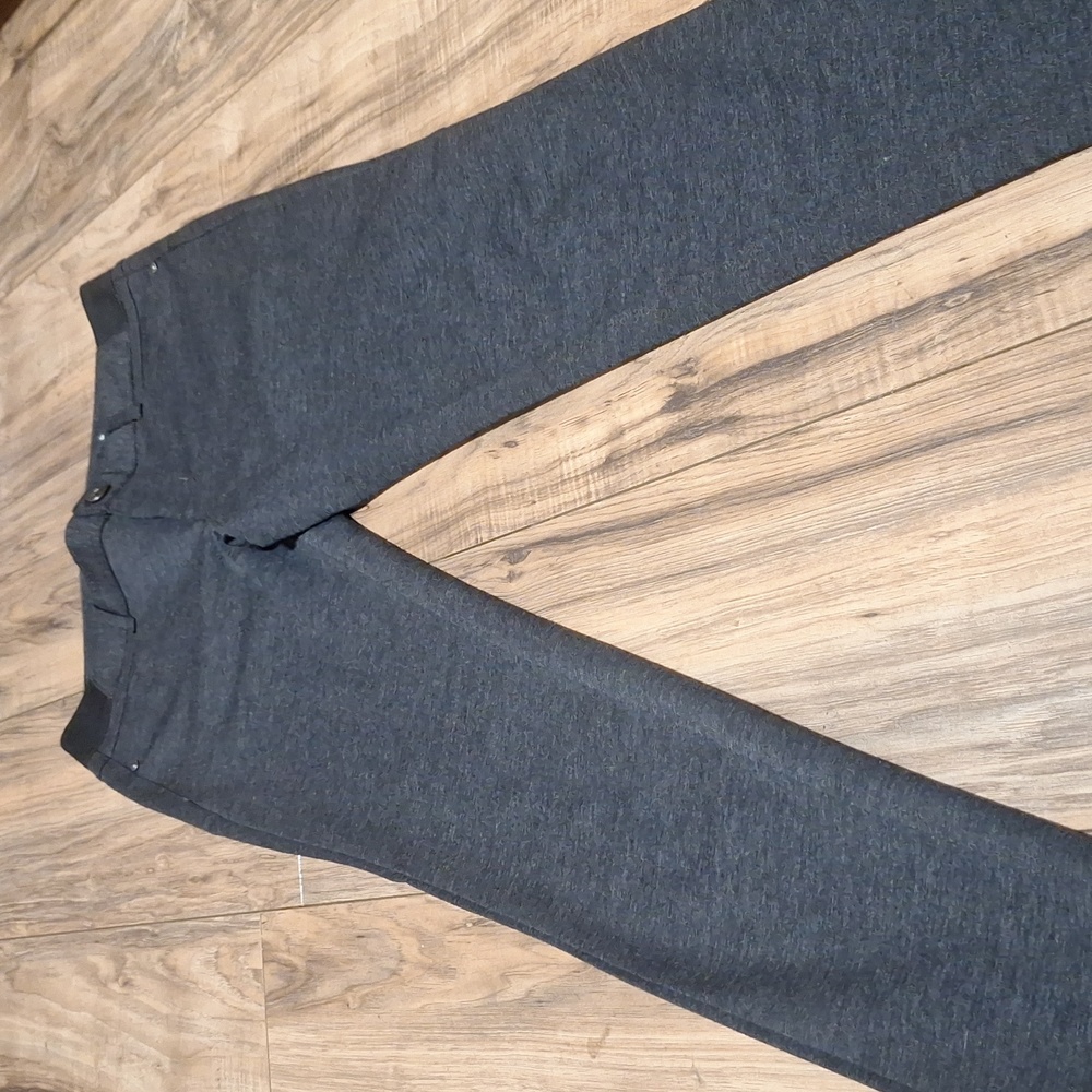 Skinny mid rise black leggings